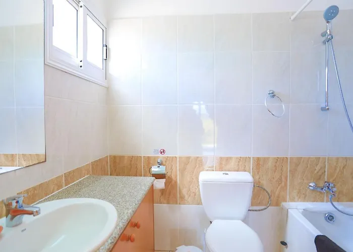 The Vines Villa Lachi